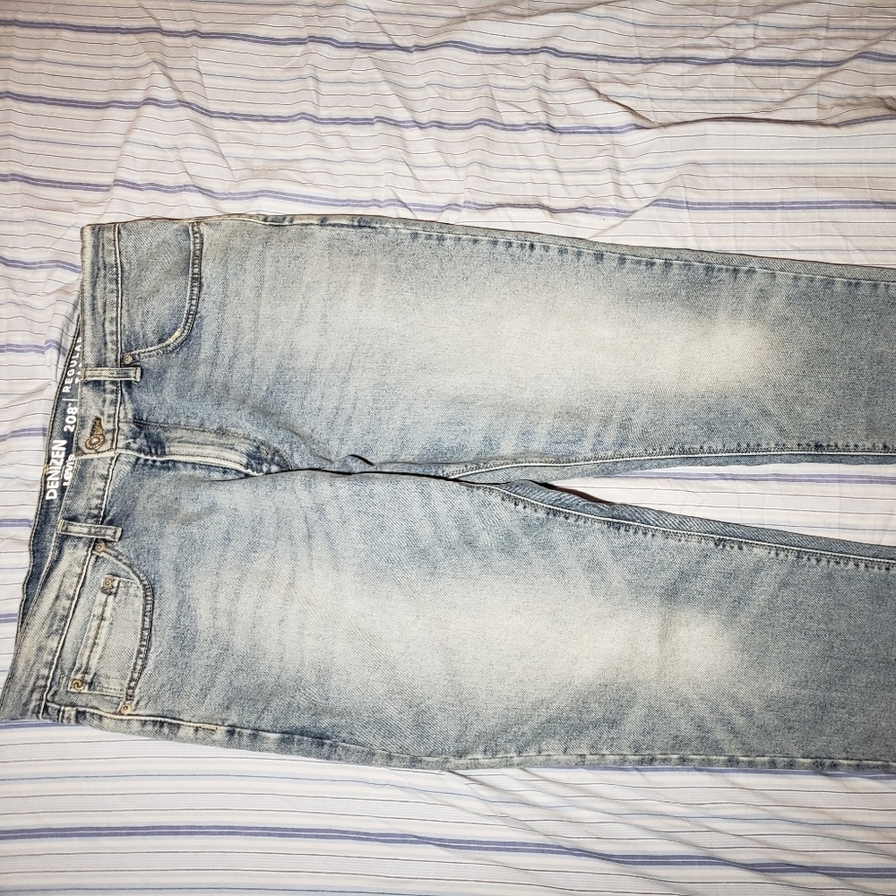 Men's Levi's slim/tapered fit jeans
